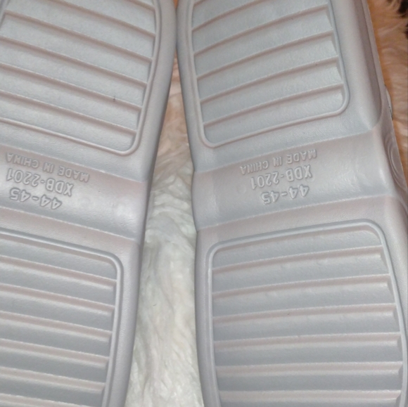 NEW IMITATION CROCS - Picture 6 of 12